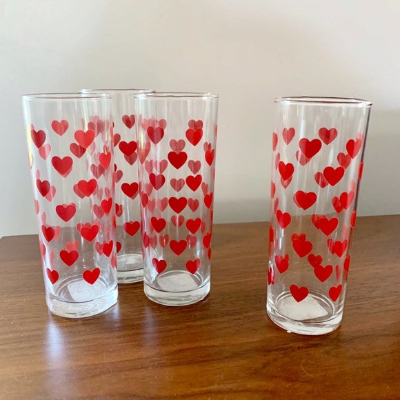 ❌Sold❌ Red Heart Juice Glass Tall Tumblers NWT - Picture 8 of 8